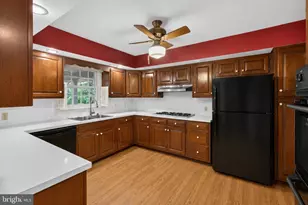 227 Daycotah Ave, Hagerstown, MD 21740 - Photo 4
