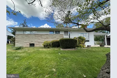 17724 Crest Drive, Hagerstown, MD 21740 - Photo 1