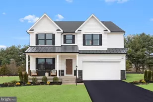 20102 Regent Cir, Hagerstown, MD 21742 - Photo 2