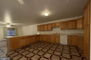 756 Largo Dr, Hagerstown, MD 21740 - Photo 10