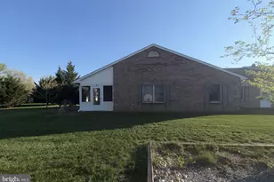 756 Largo Dr, Hagerstown, MD 21740 - Photo 4