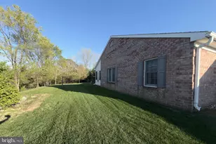 756 Largo Dr, Hagerstown, MD 21740 - Photo 6