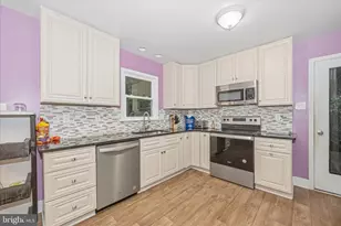 16300 Kaiser Ct, Hagerstown, MD 21740 - Photo 14