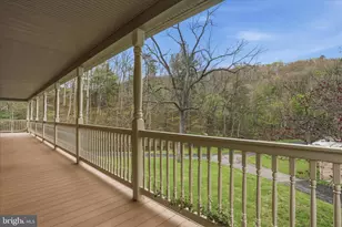 13834 Hollow Rd, Hancock, MD 21750 - Photo 8