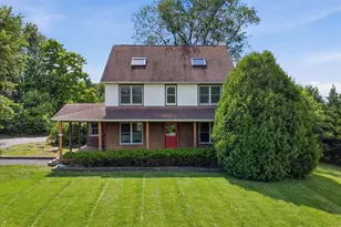 9820 Wandering Ln, Hagerstown, MD 21740 - Photo 2