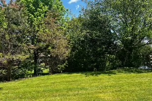 9820 Wandering Ln, Hagerstown, MD 21740 - Photo 2