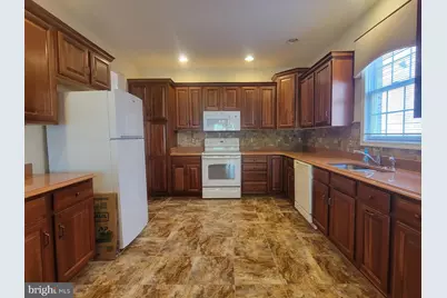 1852 Meridian Drive, Hagerstown, MD 21742 - Photo 12