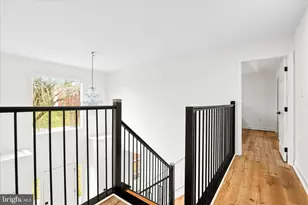 11411 Woodview Dr, Hagerstown, MD 21742 - Photo 10