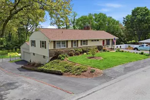 13315 Apple Hill Dr, Hagerstown, MD 21742 - Photo 1
