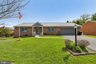 640 Cornell Ave, Hagerstown, MD 21742 - Photo 1