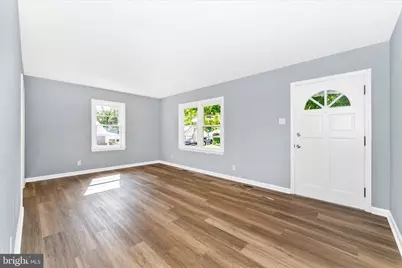 20008 Gilbert Hills Drive, Hagerstown, MD 21742 - Photo 4