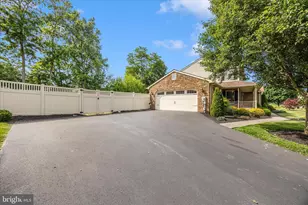 19138 Olde Waterford Rd, Hagerstown, MD 21742 - Photo 6