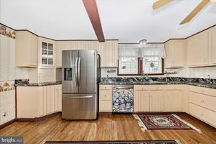 925 Frederick St, Hagerstown, MD 21740 - Photo 8