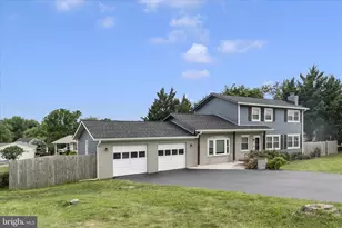 301 Lanafield Dr, Boonsboro, MD 21713 - Photo 2