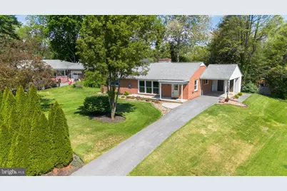 13318 Fairgreen Circle, Hagerstown, MD 21742 - Photo 4
