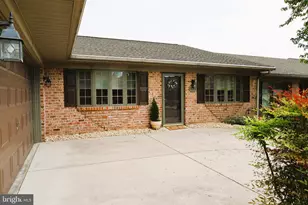 1025 Matthew Ct, Hagerstown, MD 21742 - Photo 2