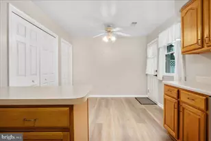 327 E Ridge Dr, Hagerstown, MD 21740 - Photo 10