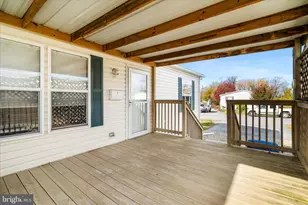 11307 Hawthorne Ct, Hagerstown, MD 21740 - Photo 4