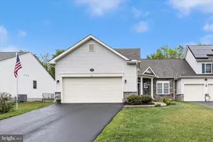 13928 Patriot Way, Hagerstown, MD 21740 - Photo 2