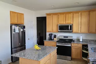 17510 Magma Ct, Hagerstown, MD 21740 - Photo 6
