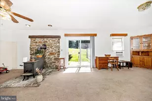 9607 Crystal Falls Dr, Hagerstown, MD 21740 - Photo 20