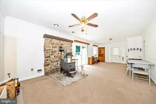 9607 Crystal Falls Dr, Hagerstown, MD 21740 - Photo 18