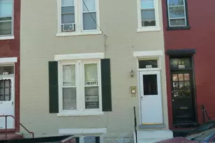 210 N Locust St, Hagerstown, MD 21740 - Photo 2