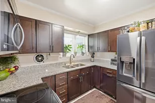 404 Bethlehem Ct, Hagerstown, MD 21740 - Photo 6