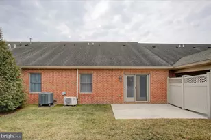 19446 Sapphire Dr, Hagerstown, MD 21742 - Photo 34