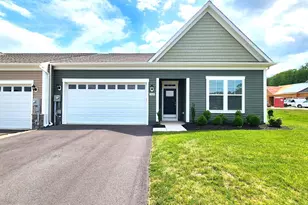19601 Lavender Ln, Hagerstown, MD 21742 - Photo 2