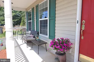 16903 Hampshire Dr, Williamsport, MD 21795 - Photo 4