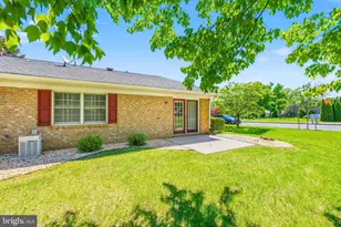 918 W Irvin Ave, Hagerstown, MD 21742 - Photo 6