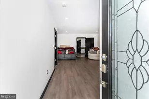 11803 Dorchester Ct, Smithsburg, MD 21783 - Photo 2
