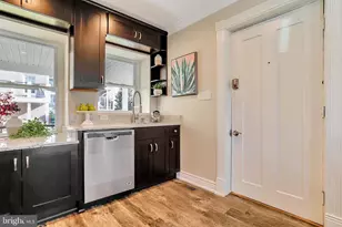 37 S Prospect St, Hagerstown, MD 21740 - Photo 6