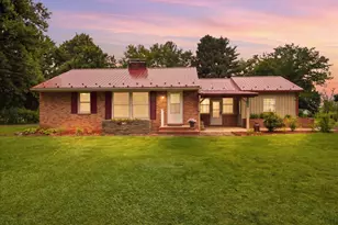 13402 Sandstone Dr, Smithsburg, MD 21783 - Photo 2