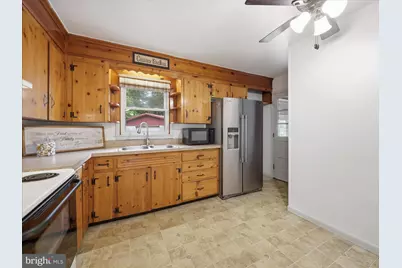 13402 Sandstone Drive, Smithsburg, MD 21783 - Photo 16