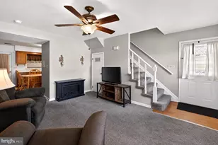 1048 Hampton Cir, Hagerstown, MD 21742 - Photo 14