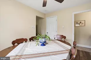 917 Oak St, Hagerstown, MD 21740 - Photo 8