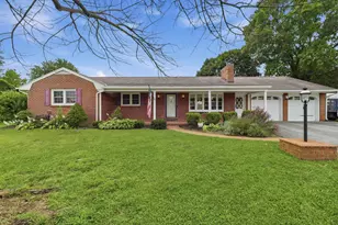 16635 Longstreet Dr, Williamsport, MD 21795 - Photo 4
