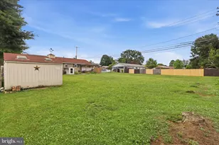 17301 Ontario Dr, Hagerstown, MD 21740 - Photo 38