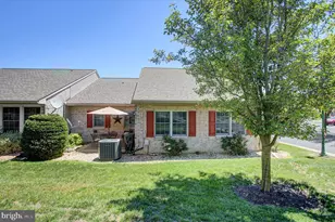 240 Sunbrook Ln, Hagerstown, MD 21742 - Photo 32