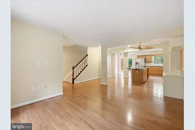 1002 Lindsay Lane, Hagerstown, MD 21742 - Photo 18