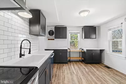 145 E Main Street, Hancock, MD 21750 - Photo 2