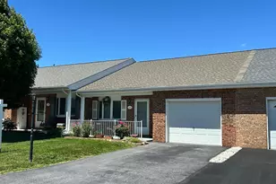 120 Southern Oak Dr, Hagerstown, MD 21740 - Photo 1