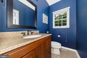 11203 Parkwood Dr, Hagerstown, MD 21742 - Photo 18