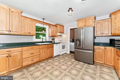 9708 Fernwood Lane, Hagerstown, MD 21740 - Photo 20