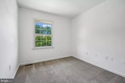 1323 Lindsay Lane, Hagerstown, MD 21742 - Photo 18