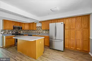 1323 Lindsay Ln, Hagerstown, MD 21742 - Photo 4