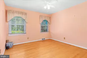 19022 Cherry Tree Dr, Hagerstown, MD 21742 - Photo 32