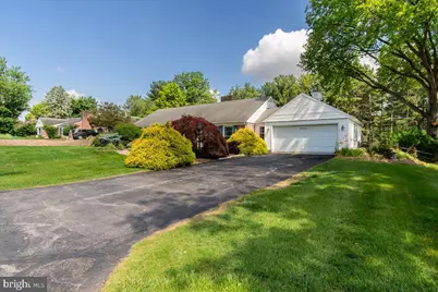19022 Cherry Tree Drive, Hagerstown, MD 21742 - Photo 4